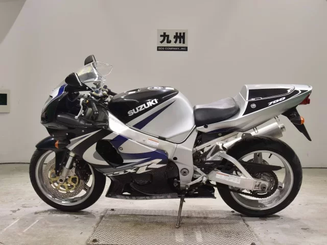 Suzuki GSX-R750