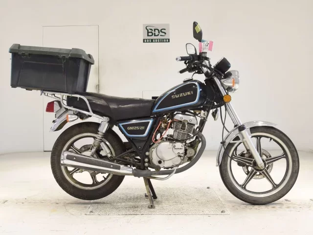 Suzuki GN125-2F