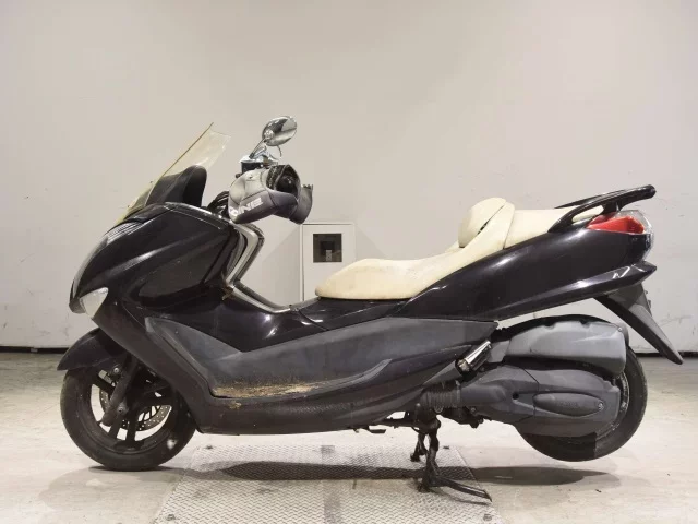 Yamaha MAJESTY 250-4
