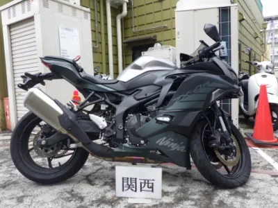 Kawasaki ZX-4R SE