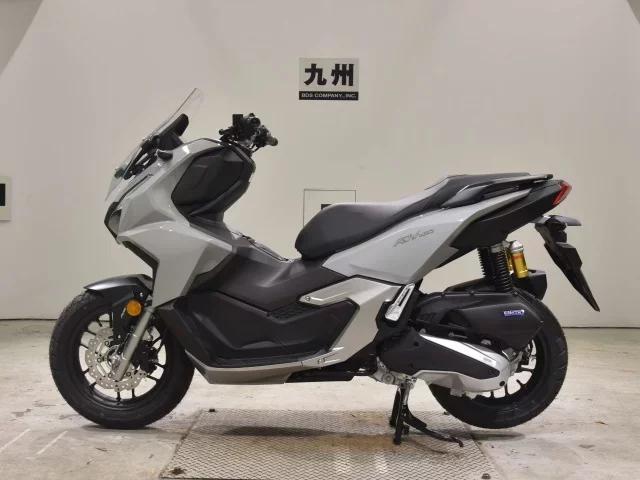 Honda ADV160