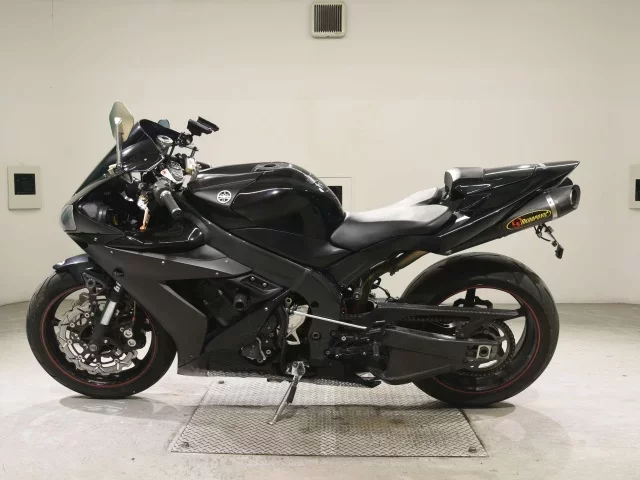 Yamaha YZF-R1
