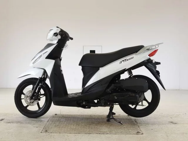 Suzuki ADDRESS110-2