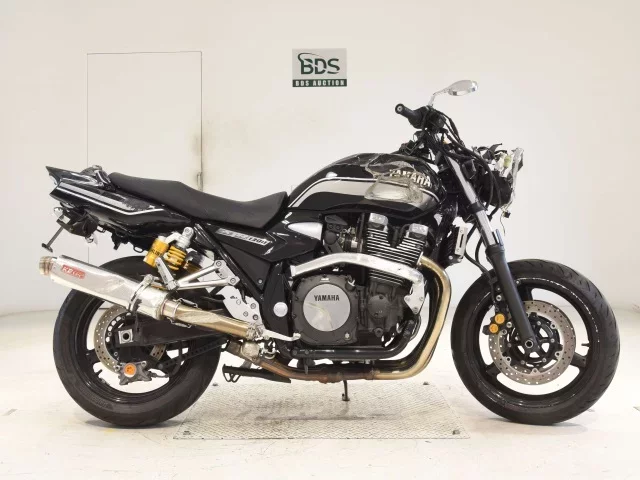 Yamaha XJR1300-2