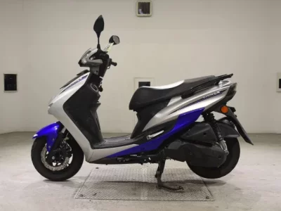 Yamaha CYGNUS 125XSR-3