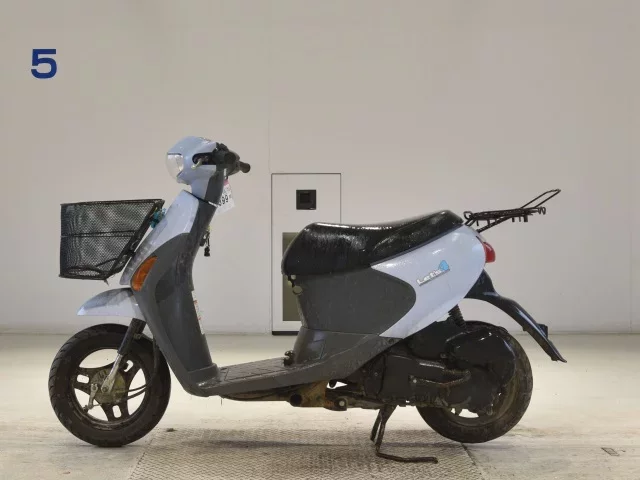 Suzuki LET S4