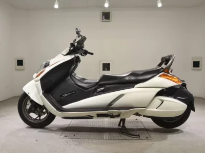 Suzuki GEMMA250