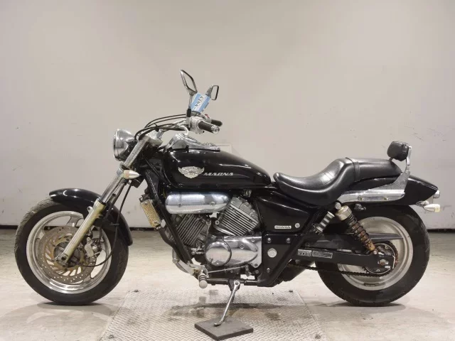Honda MAGNA 250