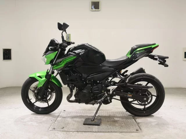 Kawasaki Z400-2