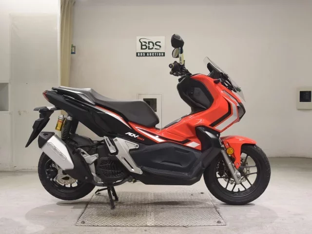Honda ADV150