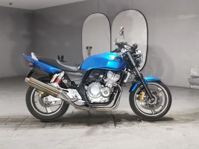 Honda CB400SFV-4