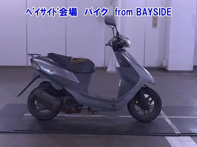 Suzuki LET S2