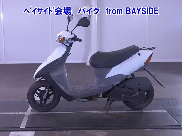 Suzuki LET S2