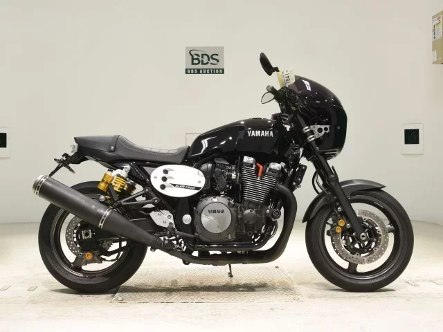 Yamaha XJR1300C