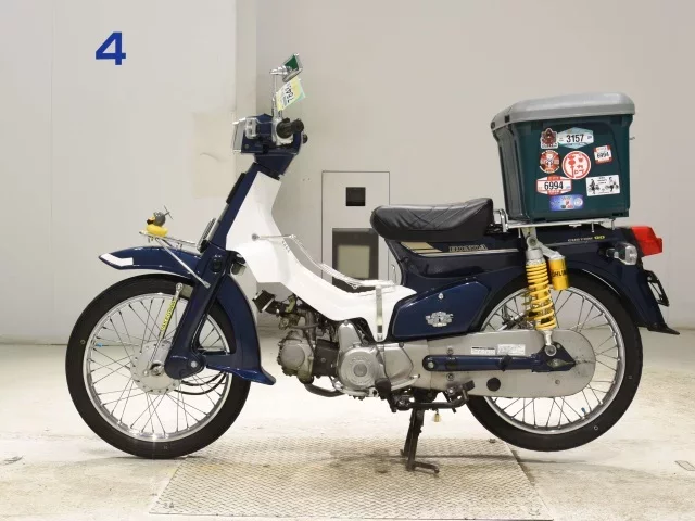 Honda C90