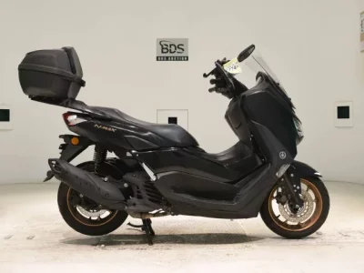 Yamaha NMAX-2