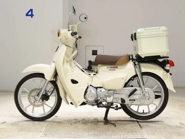 Honda C110-4