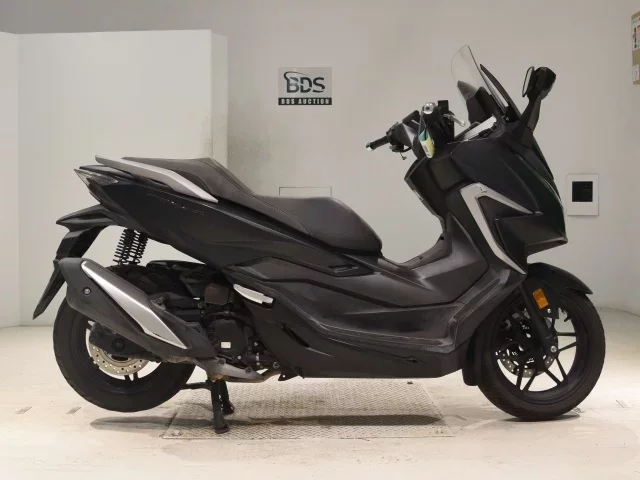 Honda FORZA -5