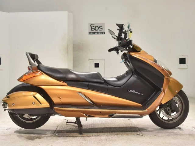 Suzuki GEMMA250
