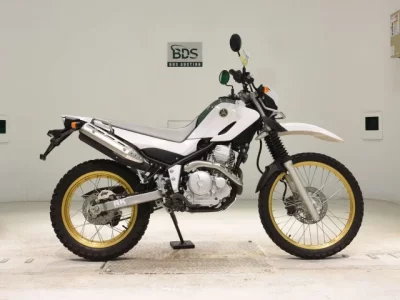 Yamaha SEROW 250-3