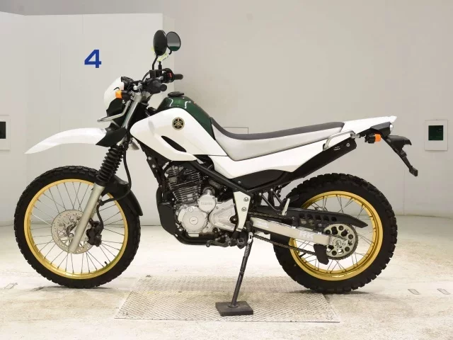 Yamaha SEROW 250-3