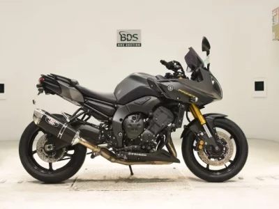 Yamaha FZ8-SA
