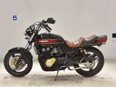 Kawasaki ZRX400