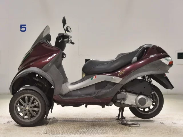 Piaggio PIAGGIO MP3 250
