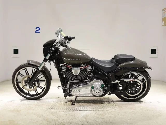 Harley-Davidson HARLEY FXBRS1870