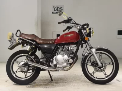 Suzuki GN125H
