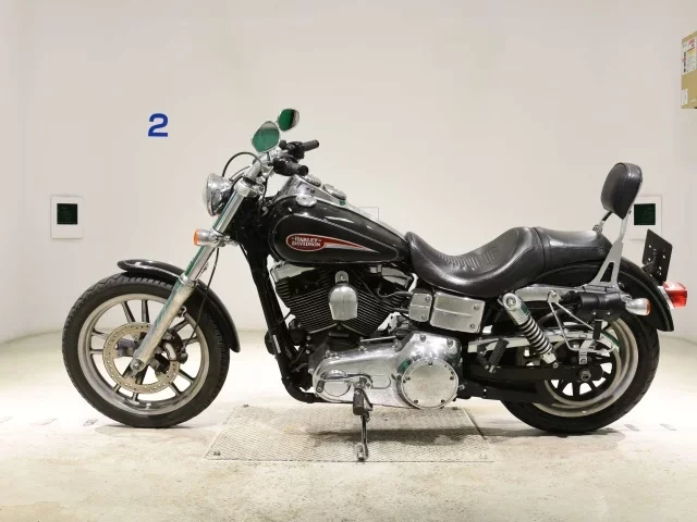 Harley-Davidson HARLEY FXDL1580