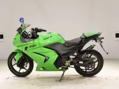 Kawasaki NINJA250R