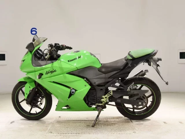 Kawasaki NINJA250R