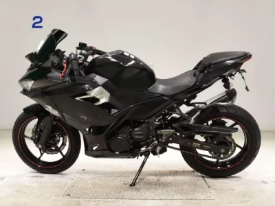 Kawasaki NINJA250-2