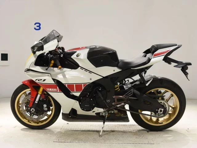 Yamaha YZF-R1