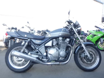 Kawasaki ZEPHYR1100RS