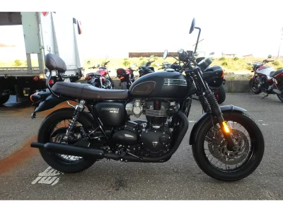 Triumph TRIUMPH BONNEVILLE T120 BLACK