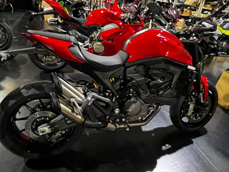 Ducati DUCATI MONSTAR 937 PLUS