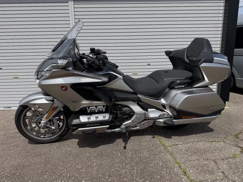 Honda Gold Wing Tour DCT