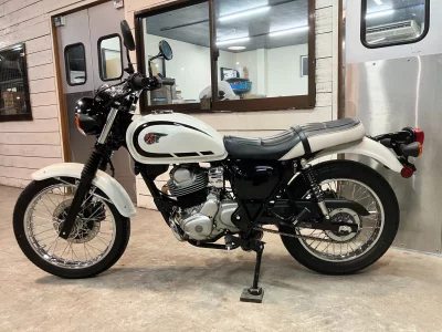 Kawasaki W230