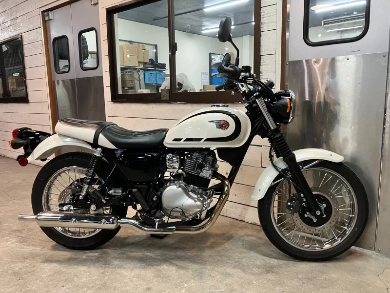 Kawasaki W230