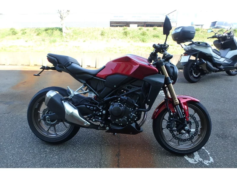 Honda CB250R