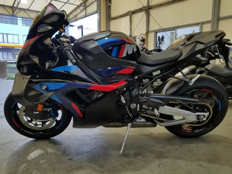 BMW BMW M1000RR