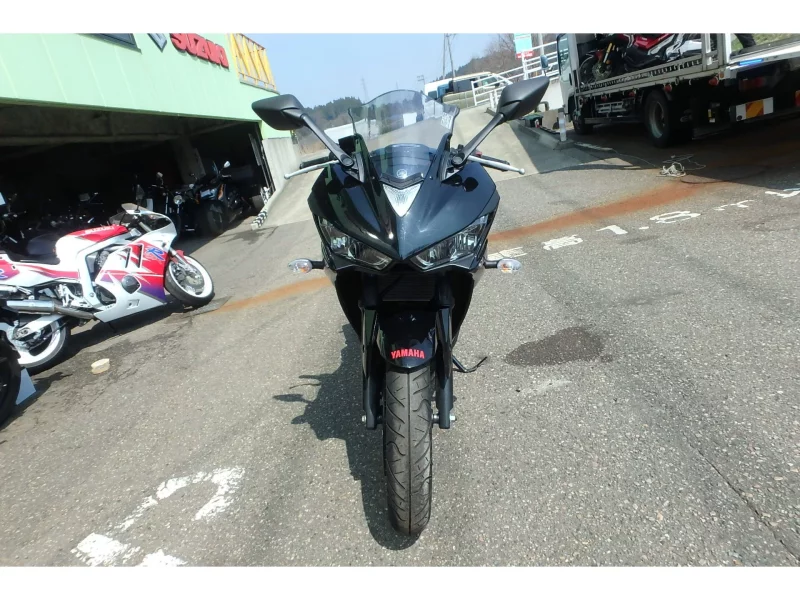 Yamaha YZF-R25