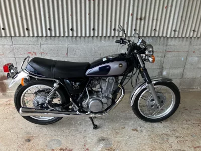 Yamaha SR500-1