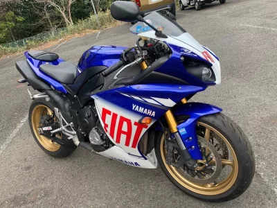 Yamaha YZF-R1