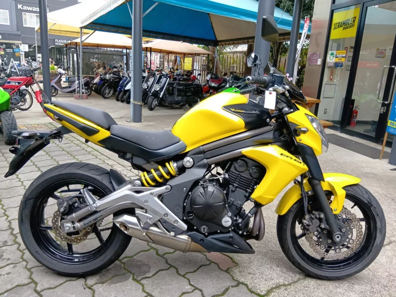 Kawasaki ER-6N