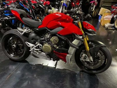 Ducati DUCATI STREET FIGHTER V4S
