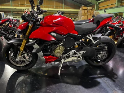 Ducati DUCATI STREET FIGHTER V4S