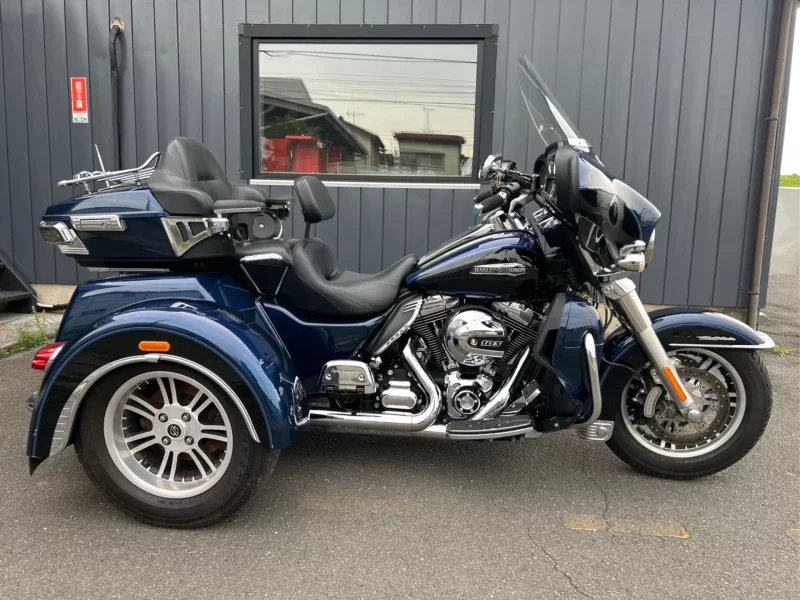 Harley-Davidson HARLEY FLHTCU